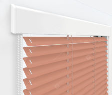 Жалюзи Изолайт 25 мм на пластиковые окна - цвет бежево-красный