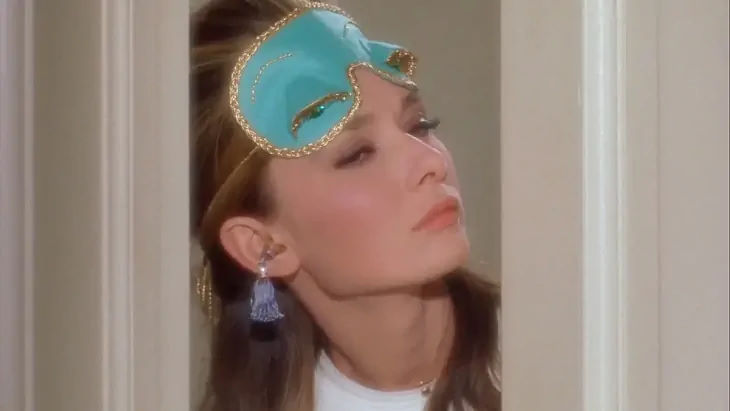 Маска для сна против рулонных штор Блэкаут